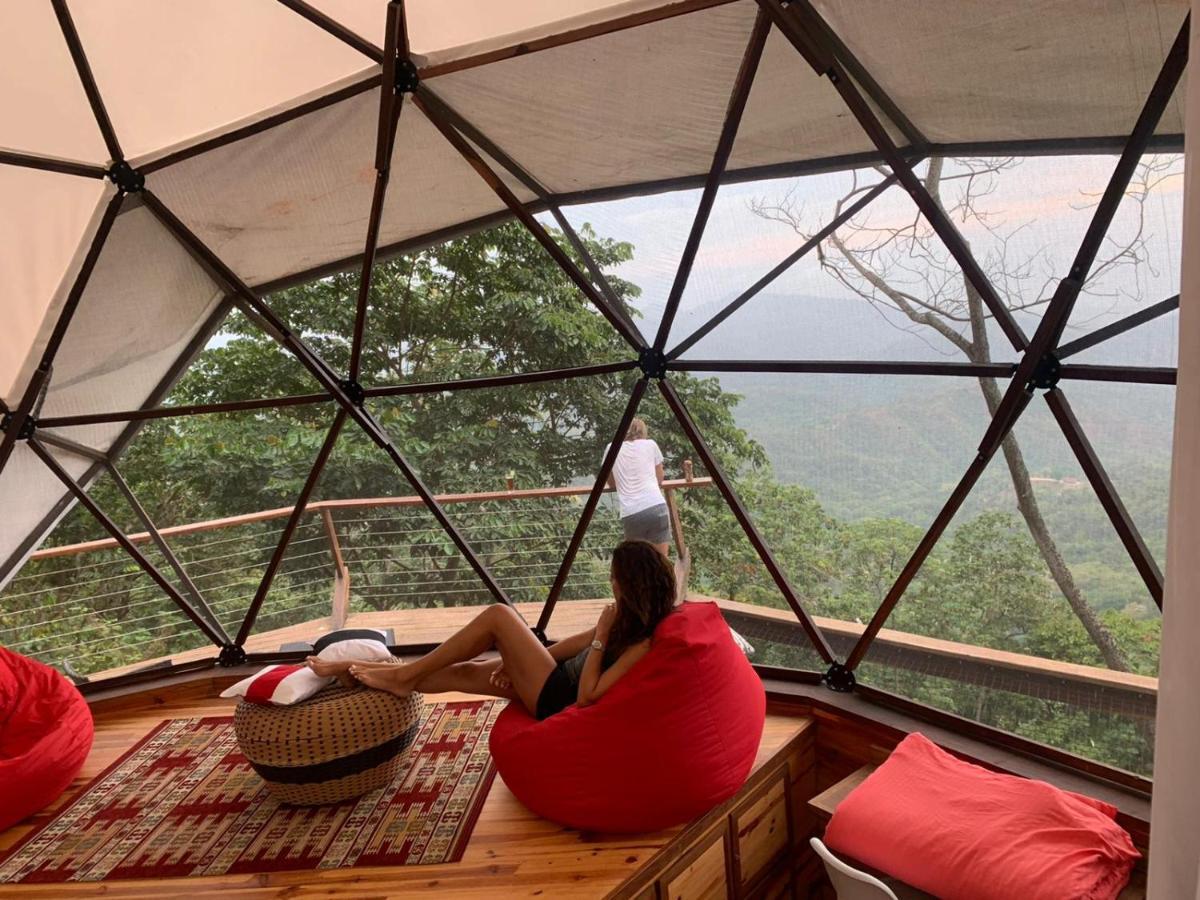 Отель Trekker Glamping Минка Экстерьер фото