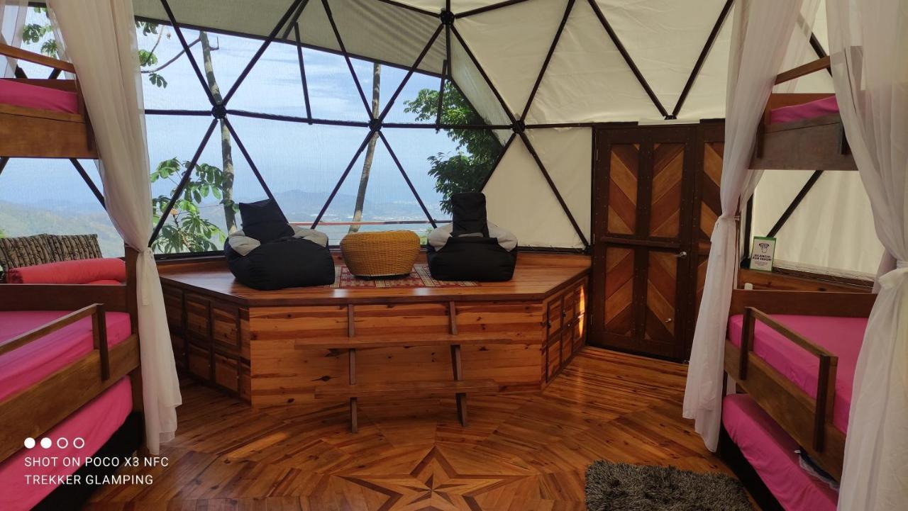 Отель Trekker Glamping Минка Экстерьер фото