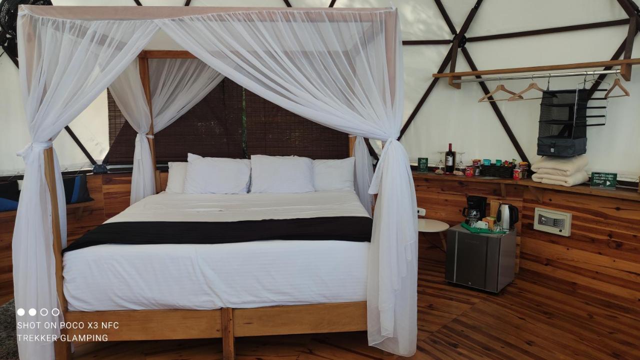 Отель Trekker Glamping Минка Экстерьер фото